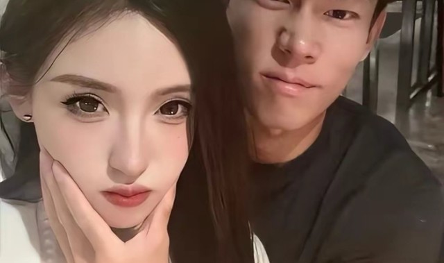 QQ体育直播-废了，已经无球可踢了，还在换女友，何小珂公布新恋情，令人唏嘘|山东泰山|萨瓦德尔|克里斯托瓦尔|西乙|U21_新浪体育_新浪新闻