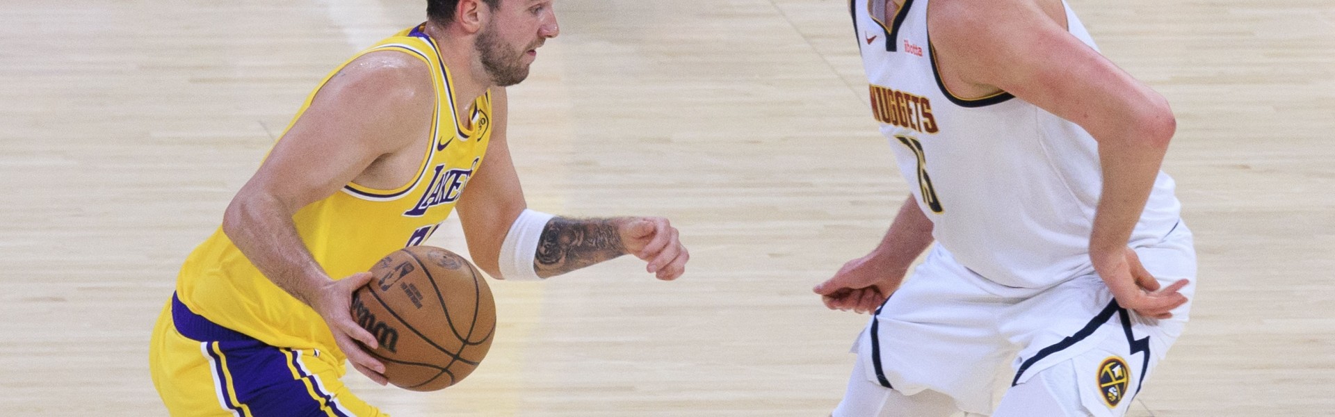 足球直播-30+三双谁最多？第一遥不可及 东欧双胖来势汹汹 威詹登字乔在列