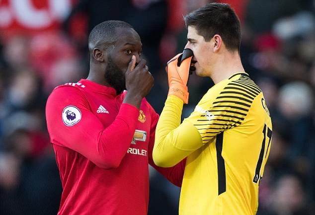 1648003929265039887.jpg 49956D9300000578-0-image-a-29_1526636871889.jpg